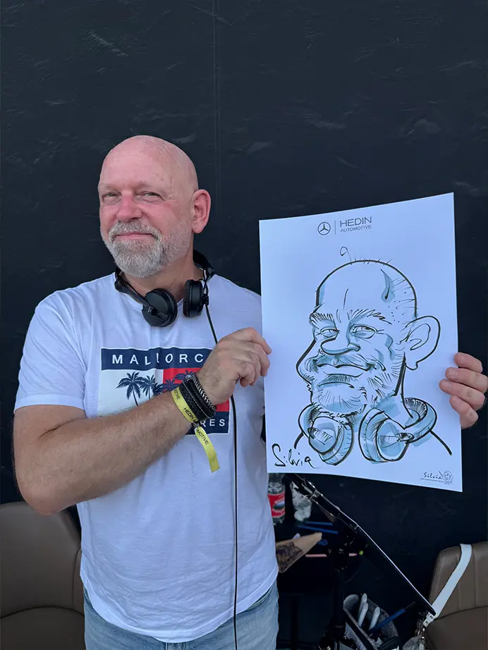 Silvia Radulova :: Speed Caricature Artist