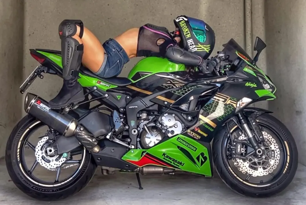 Silvia Radulova STUNT rider