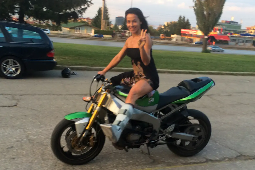Silvia Radulova :: Motobikes